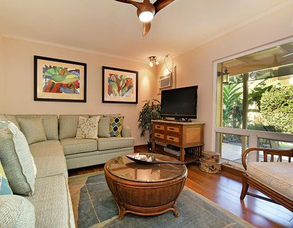 PU 15-3 Stunning Lahaina Beachside Town Home! Just Steps to the Surf



