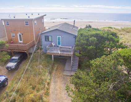 Ocean Annie #128 - oceanfront cabin, great views and direct beach access in Tierra Del Mar


















