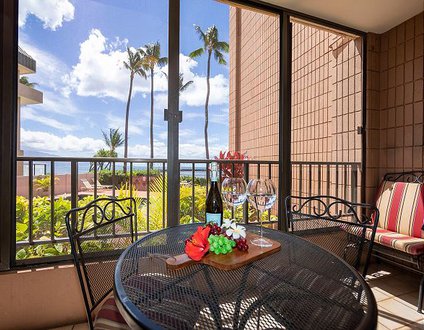 MYM 104 Oceanfront Dream in Central Maui!



